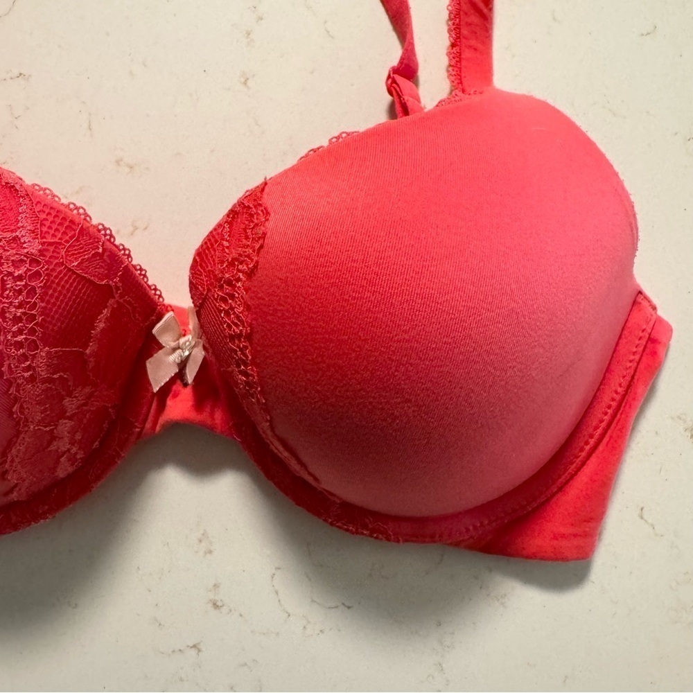 Body by Victoria Perfect Shape 32D - Picture 3 of 8